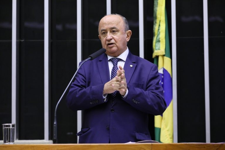 Júlio Cesar: 