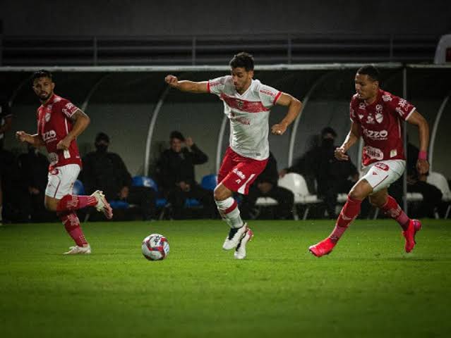 CRB empata fora de casa com o Villa Nova