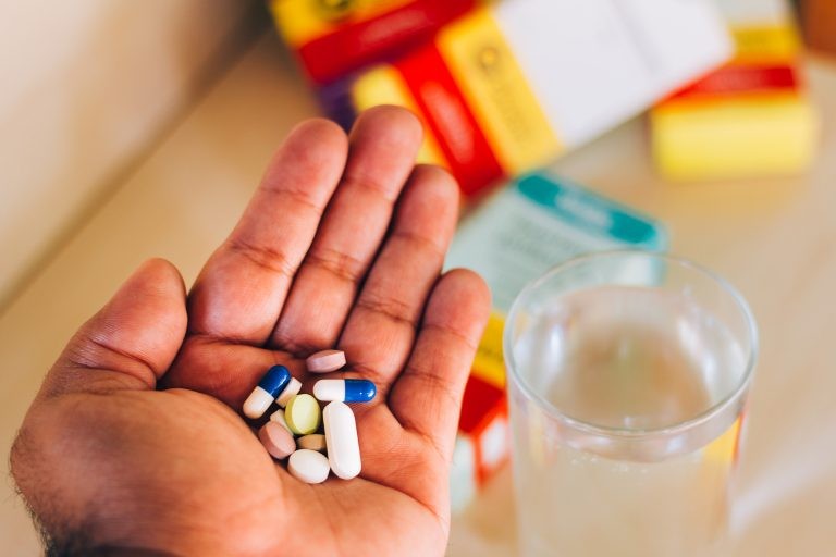 Não há registro no Brasil de medicamento para estágios não iniciais da doença - (Foto: Depositphotos)
