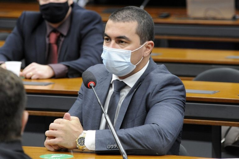 Luis Miranda: lisura e transparência nas listas de espera para que as crianças tenham acesso à educação - (Foto: Gustavo Sales/Câmara dos Deputados)