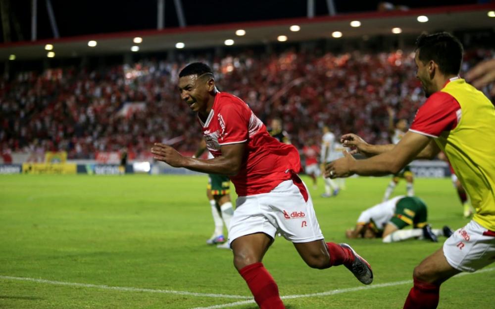 CRB vence Sampaio Corrêa no Rei Pelé