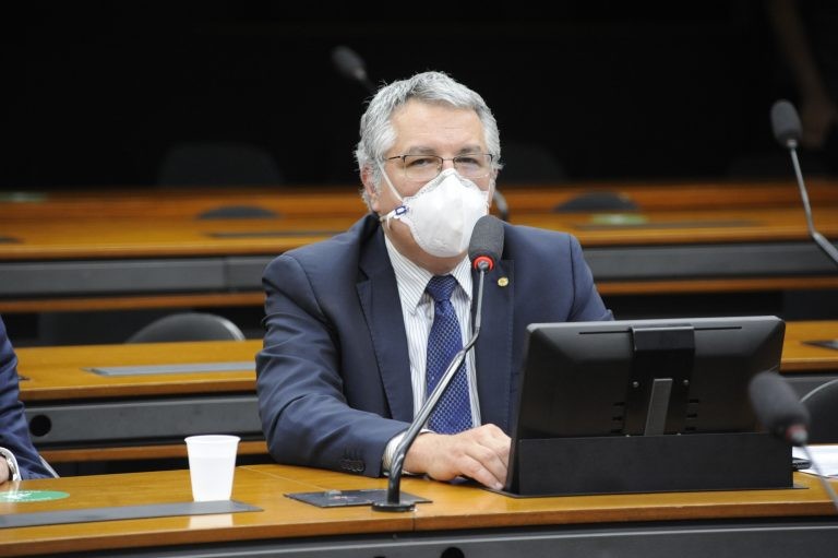 Deputado Alexandre Padilha, relator do projeto de lei - (Foto: Gustavo Sales/Câmara dos Deputados)
