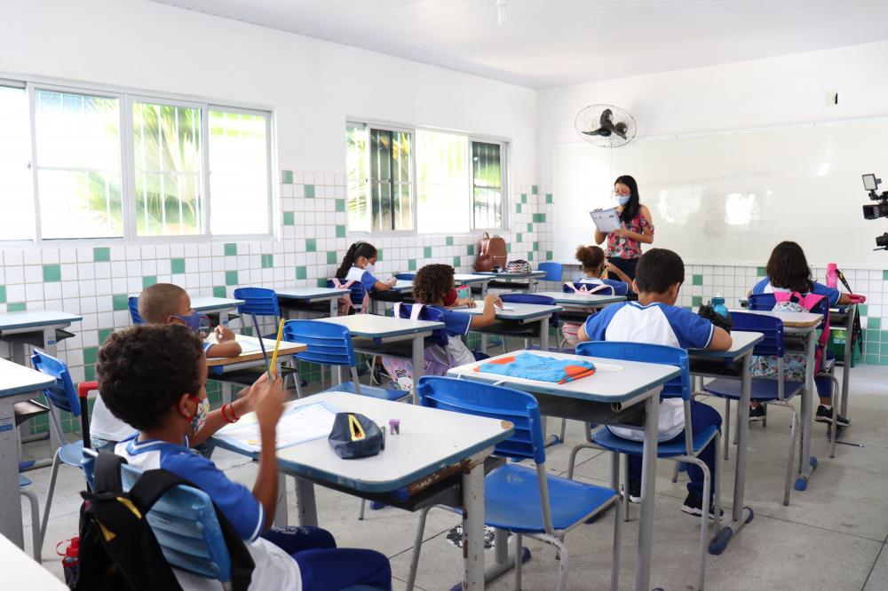 Simulado com mais de 10 mil alunos prepara para prova da Educação Básica