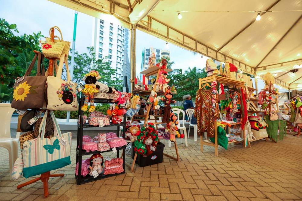 Ponta Verde recebe a 1ª Feira Itinerante da Economia Solidária