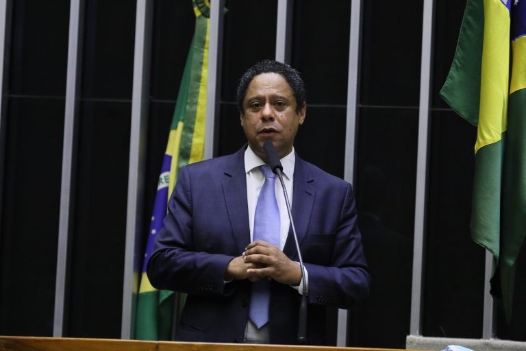 Orlando Silva alterou relatório, em razão de controvérsias - (Foto: Cleia Viana/Câmara dos Deputados)