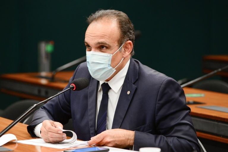 Hugo Leal: Orçamento deve ser aprovado até 17 de dezembro - (Foto: Billy Boss/Câmara dos Deputados)
