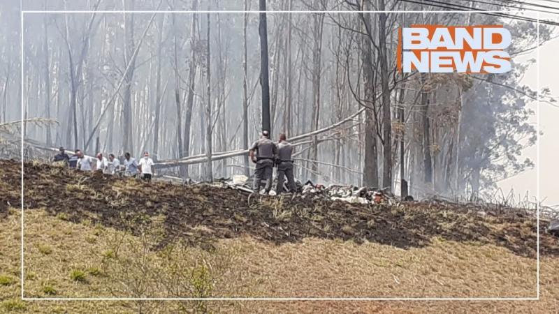 Família morta em queda de avião é velada hoje (15).