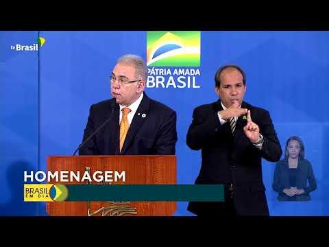 Governo homenageia pessoas que trabalham pela promoção da saúde